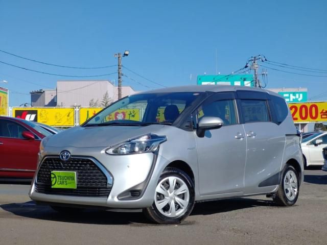 TOYOTA SIENTA HYBRID 2018