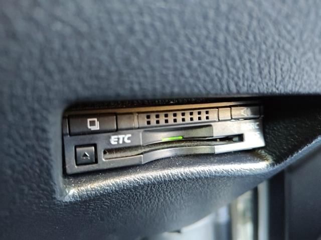 TOYOTA SIENTA HYBRID 2018