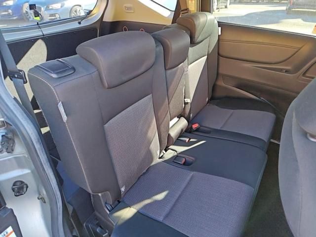 TOYOTA SIENTA HYBRID 2018