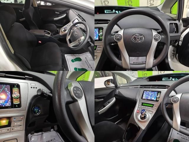 TOYOTA PRIUS 2013
