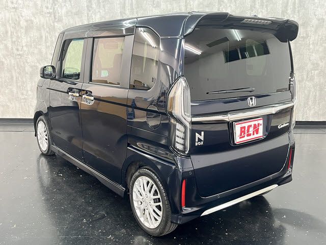HONDA N BOX CUSTOM 2022