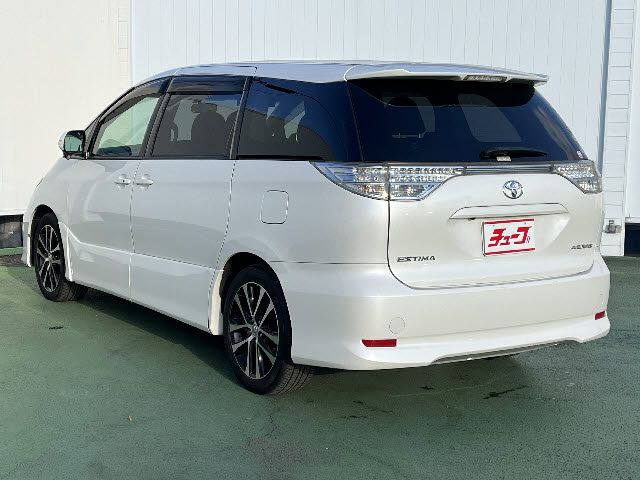 TOYOTA ESTIMA 2013