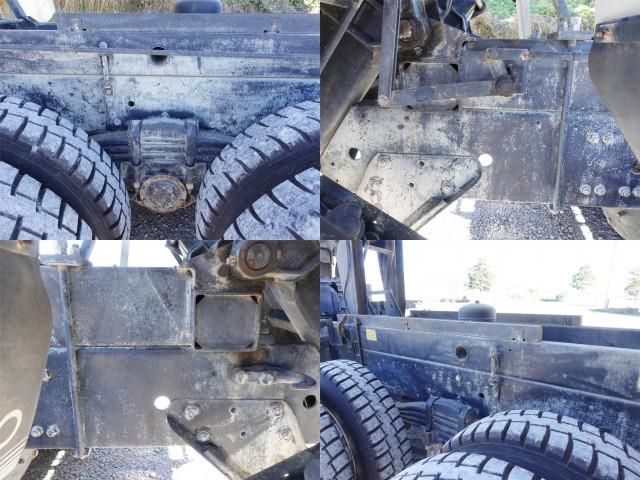 MITSUBISHI FUSOU SUPER GREAT 2013