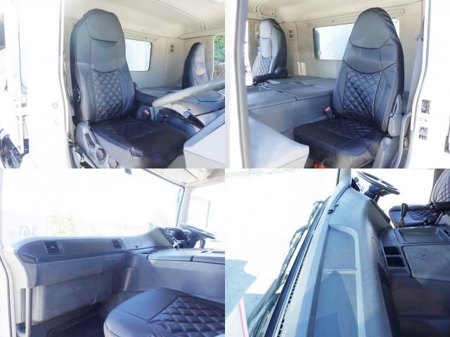 MITSUBISHI FUSOU SUPER GREAT 2013