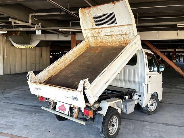 DAIHATSU HIJET truck 2000