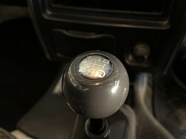 DAIHATSU HIJET truck 2000