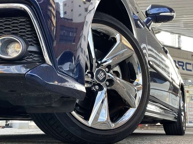 TOYOTA CROWN sedan hybrid 2019