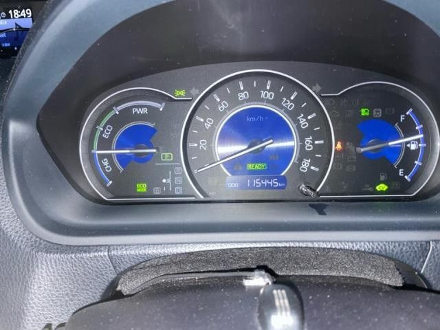 TOYOTA NOAH HYBRID 2018