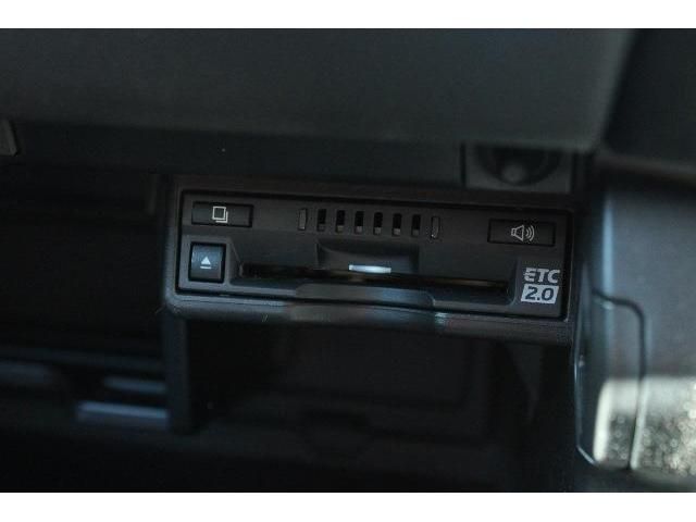 TOYOTA LEXUS UX200 2019