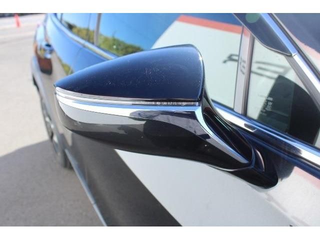 TOYOTA LEXUS UX200 2019