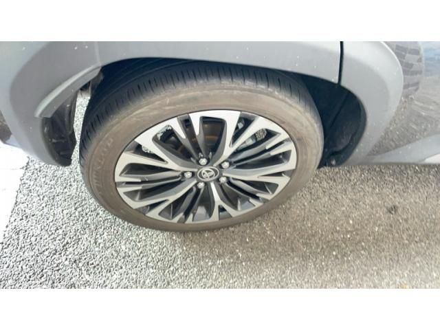 TOYOTA YARIS CROSS HYBRID 2023