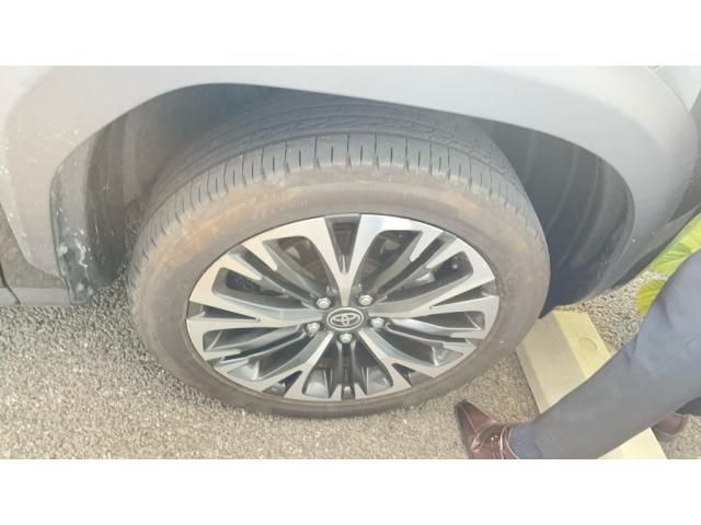 TOYOTA YARIS CROSS HYBRID 2023