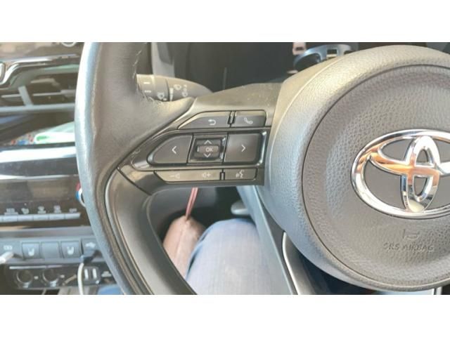 TOYOTA YARIS CROSS HYBRID 2023