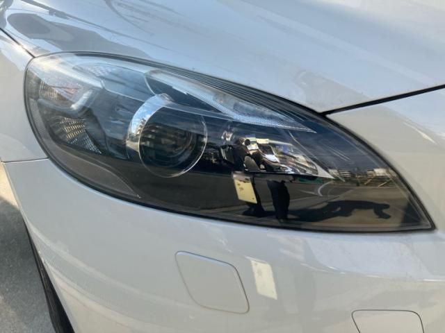 VOLVO VOLVO V40 2015