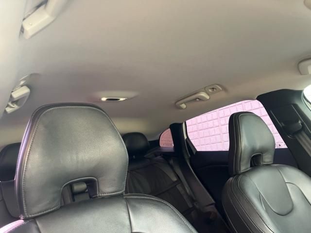 VOLVO VOLVO V40 2015