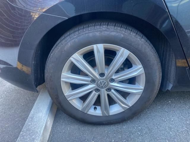 VOLKSWAGEN VOLKSWAGEN GOLF TOURAN 2016