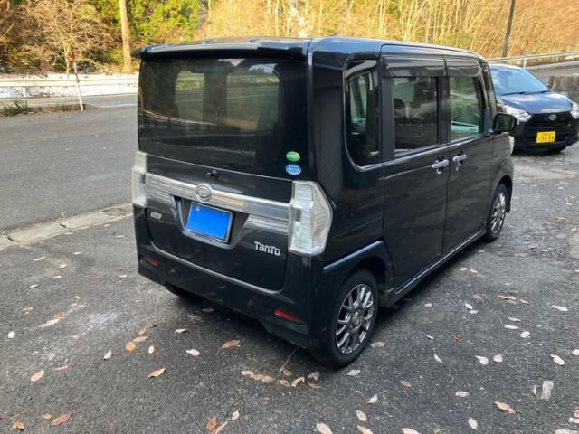 DAIHATSU TANTO CUSTOM 4WD 2013