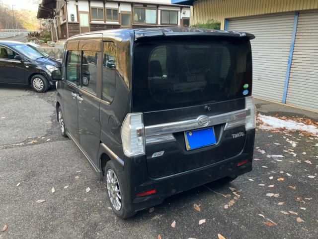 DAIHATSU TANTO CUSTOM 4WD 2013