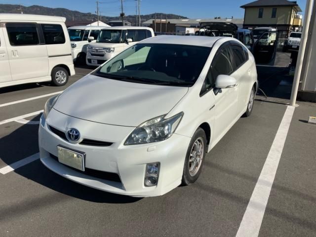 TOYOTA PRIUS 2011