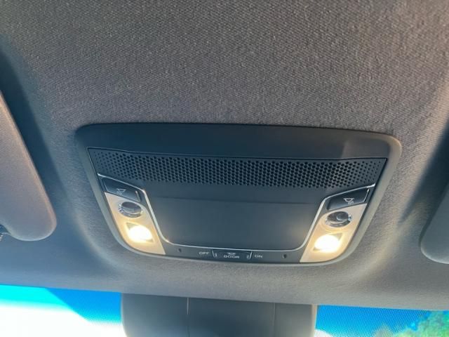 HONDA VEZEL HYBRID 2016