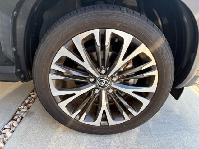 TOYOTA YARIS CROSS 2021