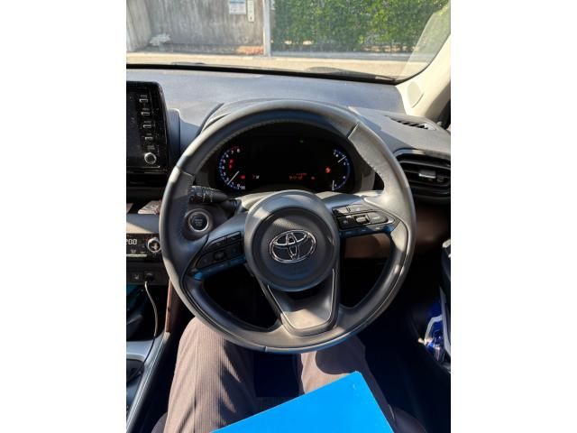 TOYOTA YARIS CROSS 2021