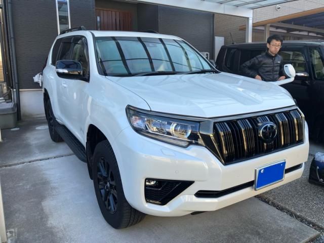 TOYOTA LANDCRUISER PRADO 2021