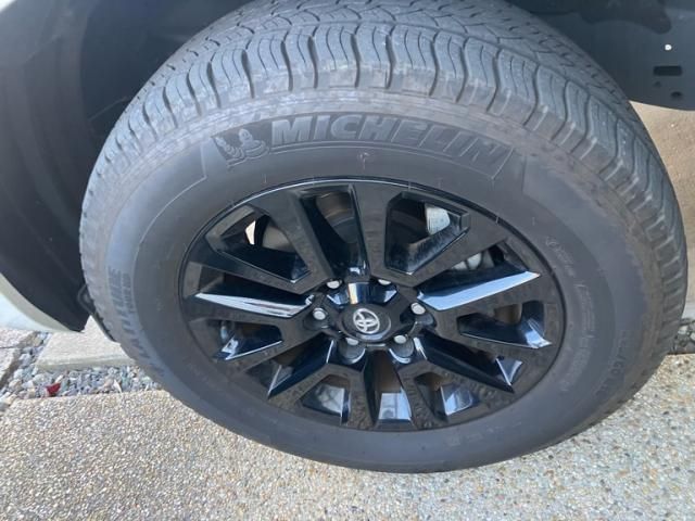 TOYOTA LANDCRUISER PRADO 2021