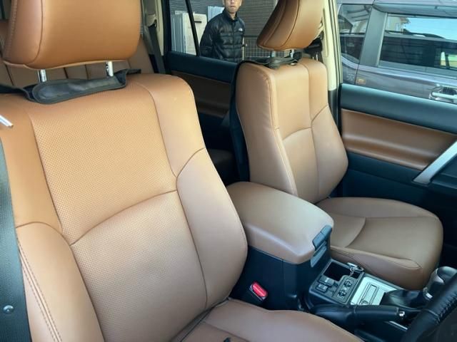 TOYOTA LANDCRUISER PRADO 2021