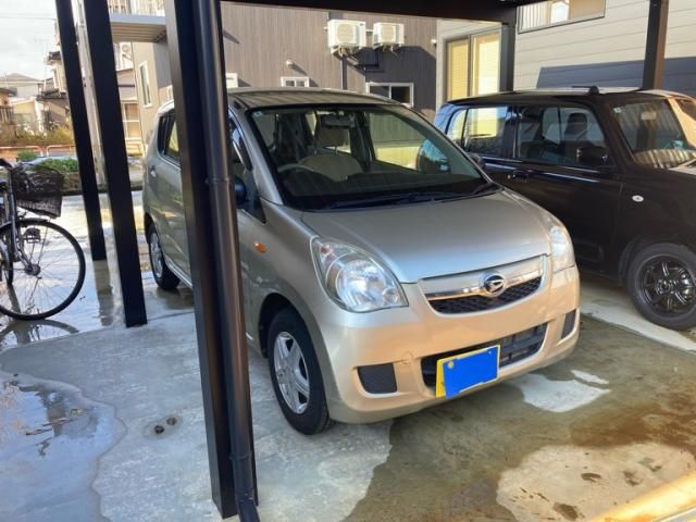 DAIHATSU MIRA 2012