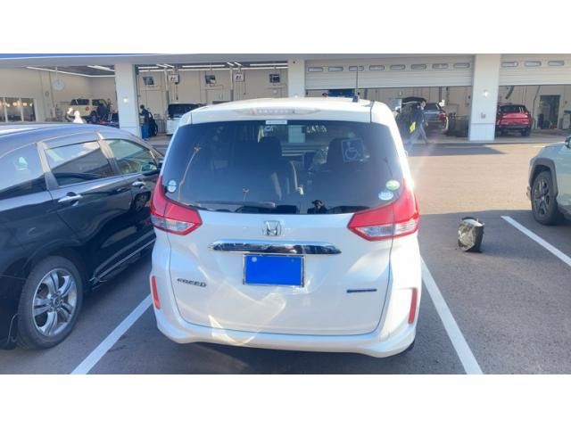 HONDA FREED HYBRID 2016