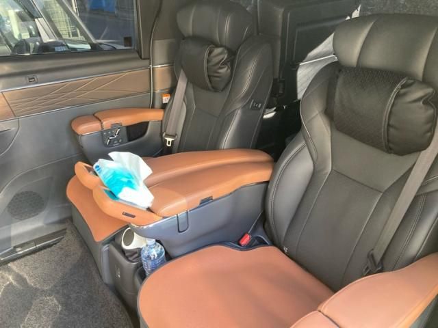 TOYOTA ALPHARD hybrid 4WD 2024