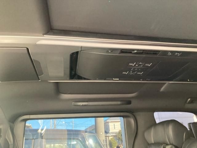 TOYOTA ALPHARD hybrid 4WD 2024