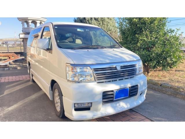 NISSAN ELGRAND 2001