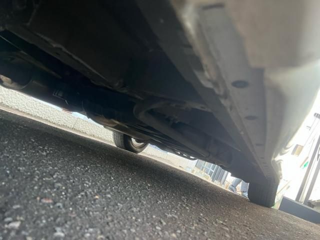 NISSAN ELGRAND  4WD 2010