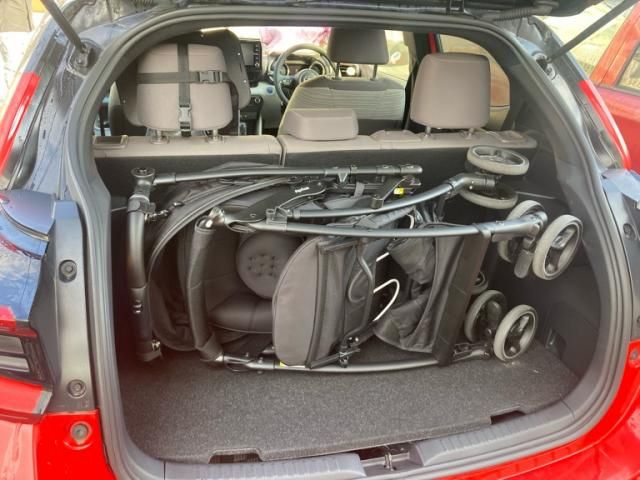 TOYOTA YARIS HYBRID 2021