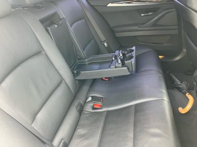 BMW BMW 5series TOURING 2012