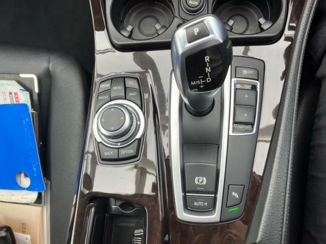 BMW BMW 5series TOURING 2012