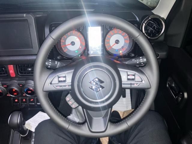 SUZUKI JIMNY SIERRA 2025