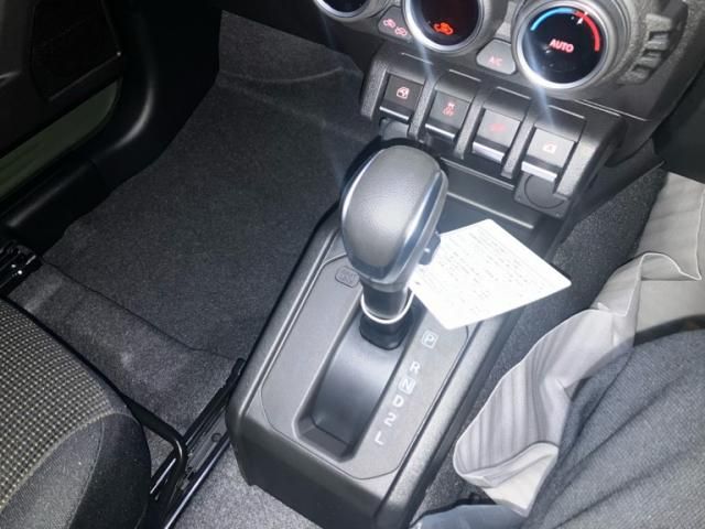 SUZUKI JIMNY SIERRA 2025