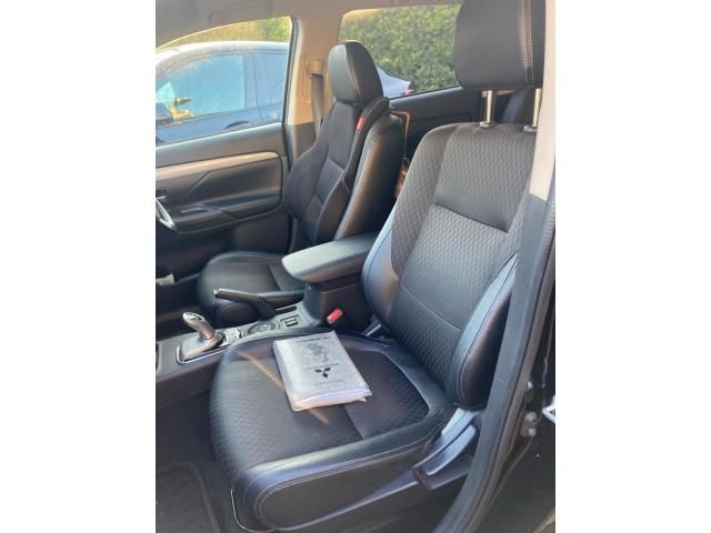 MITSUBISHI OUTLANDER PHEV 2014