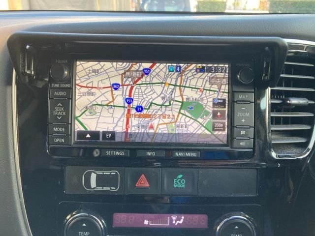 MITSUBISHI OUTLANDER PHEV 2014