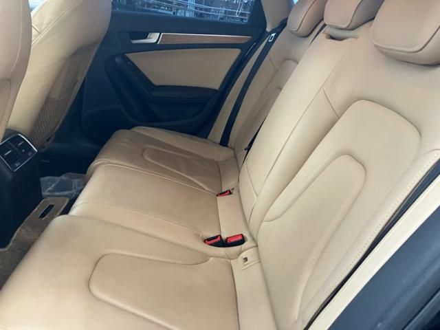 AUDI AUDI A4 AVANT 2012