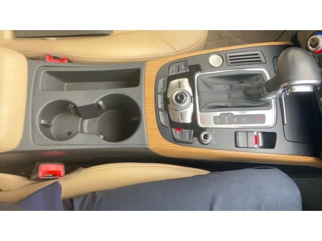 AUDI AUDI A4 AVANT 2012