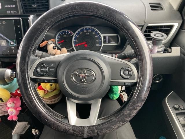 TOYOTA ROOMY 2020