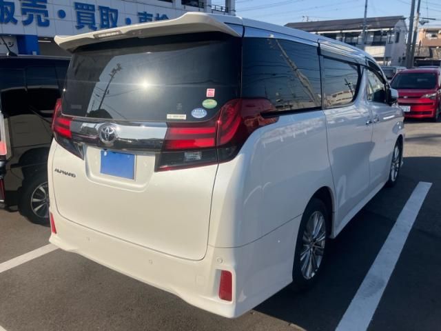 TOYOTA ALPHARD 2017