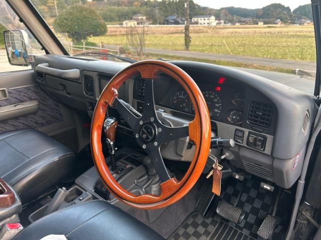 TOYOTA LANDCRUISER PRADO 1993