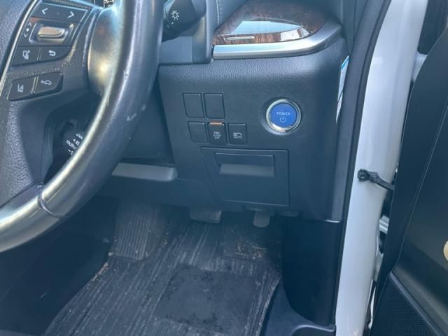 TOYOTA ALPHARD hybrid 4WD 2020