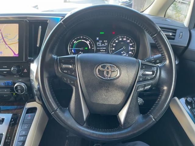 TOYOTA ALPHARD hybrid 4WD 2020