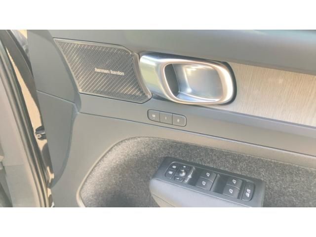 VOLVO VOLVO XC40 2023